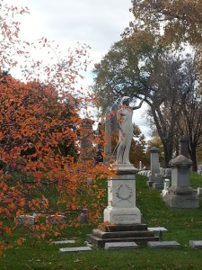 Graceland cemetery chicago