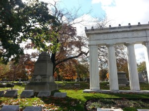 graceland cemetery chicago