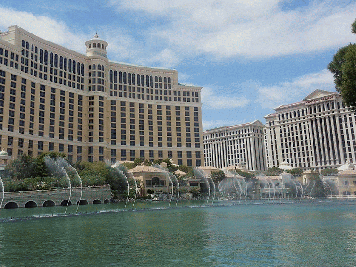 bellagio fountain show the strip las vegas nevada